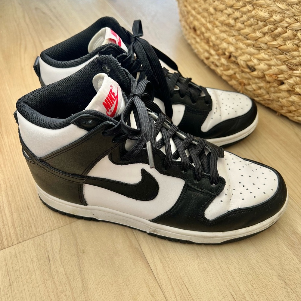 Nike Dunk High Retro Black and White - Picture 6 of 10
